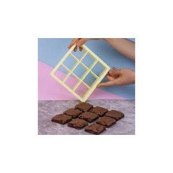 CORTADOR DE BROWNIE QUADRADO 5X5 cm BLUE STAR